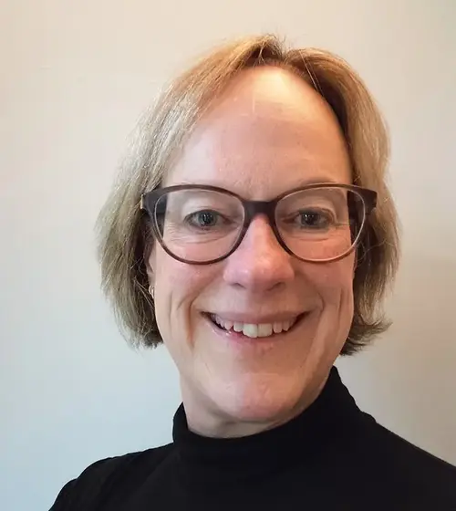 Dr Julie McLeod